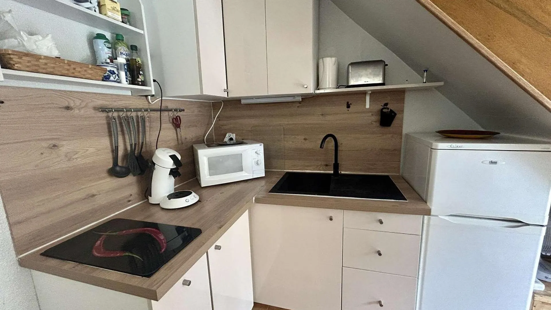 Studio Mezzanine A Saint-Aygulf, Proche Plage Et Commerces - Fr-1-226A-207 Frejus 0*,